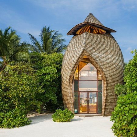 The St. Regis Maldives Vommuli Resort - Boutique Exterior